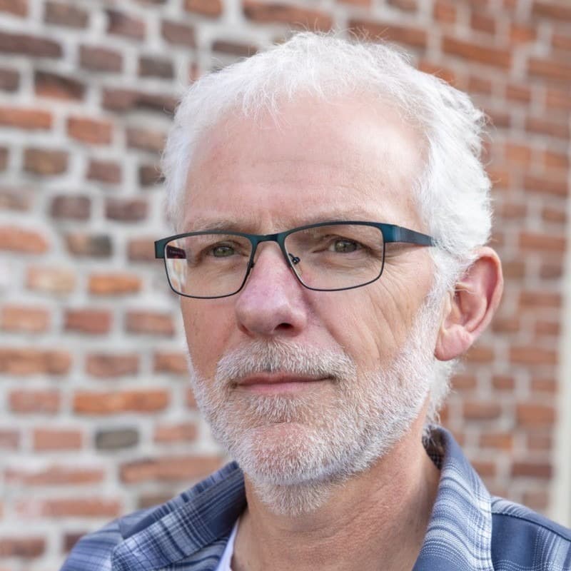 Rene Onwezen profile